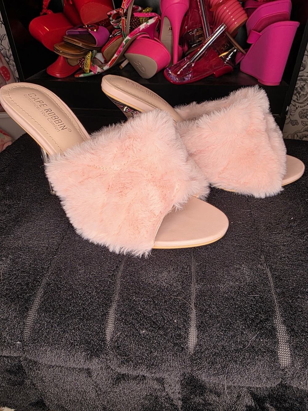Cape Robbin Blush Pink Faux Fur Slide Mules